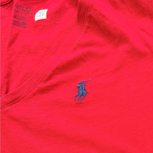 Polo Ralph Lauren Women’s Red V-Neck T-Shirt | Blue Pony Logo | Size M - Picture 3 of 5
